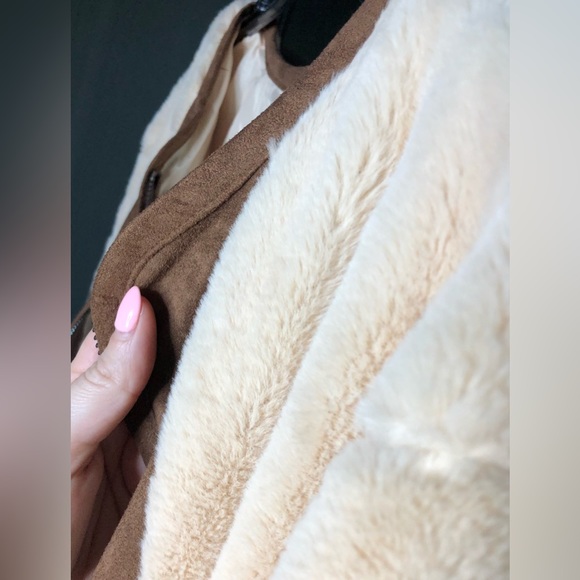 Women’s Fancy Faux Suede and Furry Bomber Jacket Size M - Picture 8 of 8